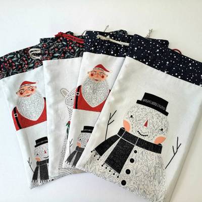 Geschenkebeutel Nr. 1-4 aus Baumwolle Patchworkstoff – Weihnachtsmotive, gefüttert, 20x30cm, Handmade