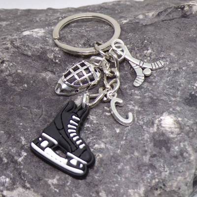 Personalisierbarer Eishockey Schlüsselanhänger Schlittschuh Maske – Geschenk für Spieler & Vereine