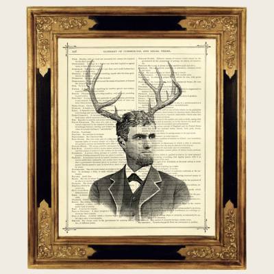 Steampunk Mann Hirschgeweih Druck Porträt Gentleman Grafik Dark Academia - Kunstdruck auf viktorianischer Buchseite