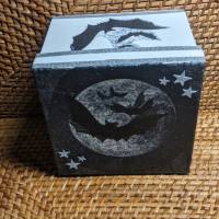 Geschenkschachtel mit Serviettenmotiv 