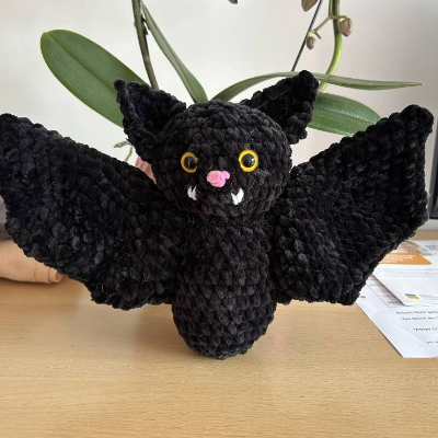 Krix die Fledermaus Häkelanleitung in Deutsch