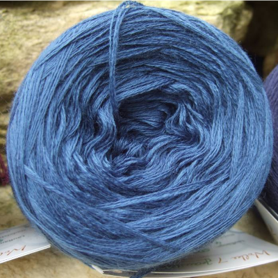 100% Schurwolle Merino extrafein Bobbel Uni Wolke 7 Jeansblau 4-fädig