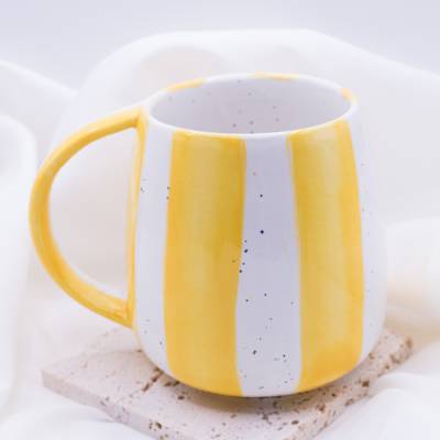 Tasse gelbe Streifen handbemalt unregelmäßige Streifen Tasse - Keramikbecher Tasse Kaffeetasse Geschenk Sprenkel Keramik