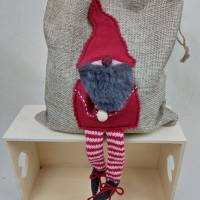 Jute-Geschenkbeutel mit Weihnachtswichtel – 20cm x 30 cm - Geschenkverpackung Bild 2