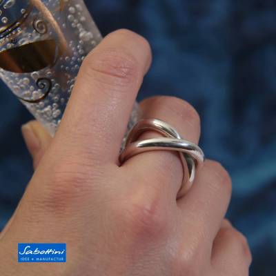 Endlos Fingerring aus massivem 935 Silber – zeitlos, puristisch, individuell