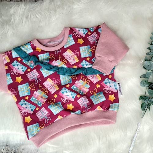 Oversized Sweater I Weihnachten I rosa / lila Geschenke