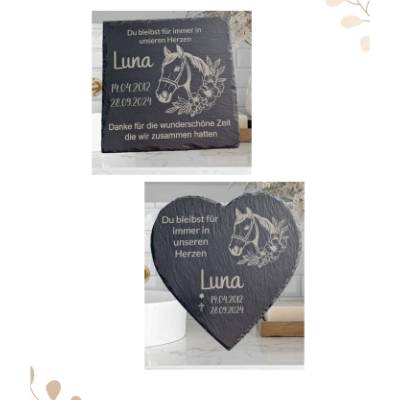 Gedenken, Grabschmuck  Pferd