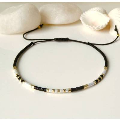 Armband aus Miyuki Delica Glasperlen in den Farben schwarz, weiß und gold, Geschenk Frau Freundin