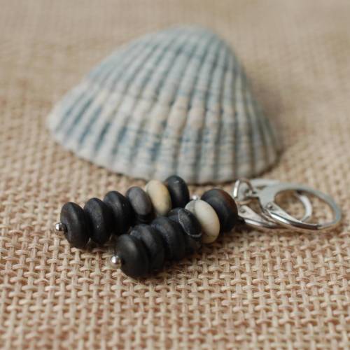 Edle Hänge-Ohrringe mit Halbedelsteinen in gedeckten Farben