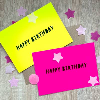 Happy Birthday in Neonfarben nach Wahl Grusskarte inklusive Kraftpapier-Umschlag