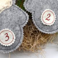 Stickdatei Adventskalenderzahlen rund für Button zum Aufnähen oder Aufkleben Bild 2