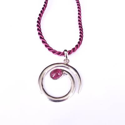 Sterling Spiralanhänger mit ovalem, pinkfarbenem Turmalin