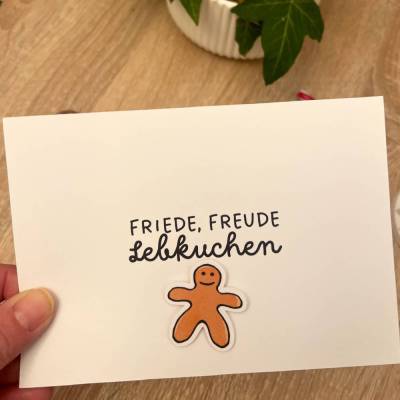 Grußkarte Friede, Freude, Lebkuchen mit Kraftpapier-Umschlag – Weihnachtskarte mit Keks-Motiv