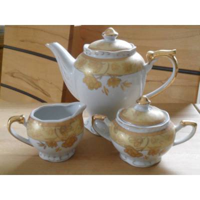 Kaffeekern mit besonderem Golddekor