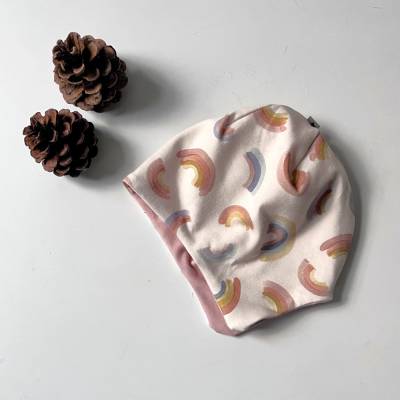 Helmmütze Regenbogen mit Ohrenschutz zum Wenden – Perfekt unter Fahrradhelm für Baby & Kind von zimtblüte