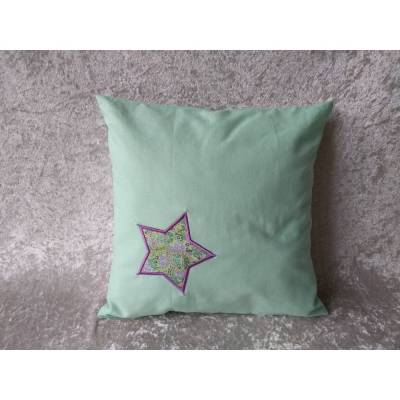 Kissen inkl. Inlett, Stern, lindgrün, 30 cm