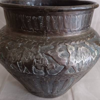 Alter Messing ?  Topf mit schöner Patina