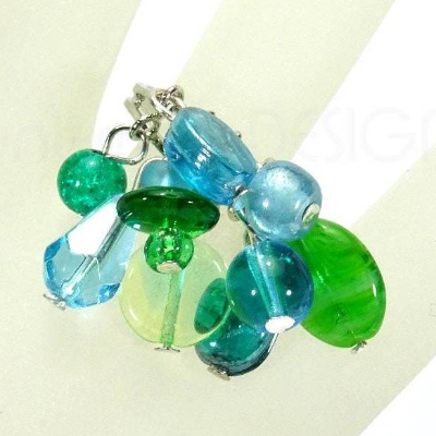 Ring viele Bommel Einhänger, Glasperlen aqua blau türkis grün lagune, hippie boho Strand, Ringschiene