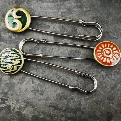 Schalnadel,Schmucknadel, Kiltnadel, Tuchnadel, Ponchonadel