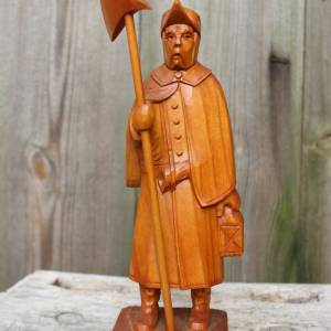 geschnitzter Nachtwächter mit Laterne und Lanze Rhönkunst Holzfigur Vintage DDR Bild 3