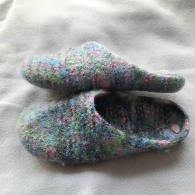  Kuschelig warme Filzhausschuhe Filzpantoffel  bunt gemustert Gr. 36