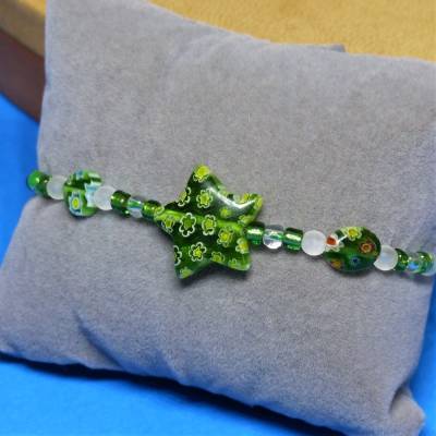 elastisches Armband, Stern, Herz , grün weiß gelb, Freundschaftsband, Millefioriperlen, Rocailles, Freunde, Geschenk