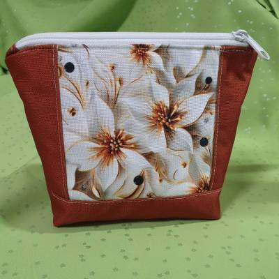 Blumen-Täschchen: Perfekt für unterwegs und den Alltag
