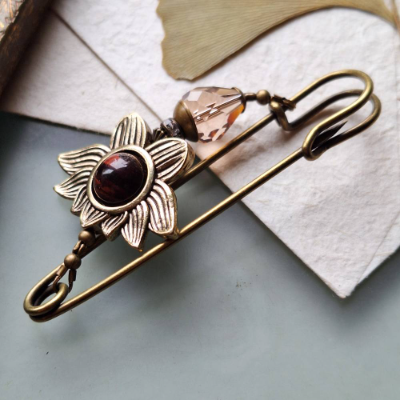 Tuchnadel Lotus rotes Tigerauge und Kristall, funkelnde Schalnadel Rotbraun und Bronze Burgunderrot Rosenholz N-7-AB-33