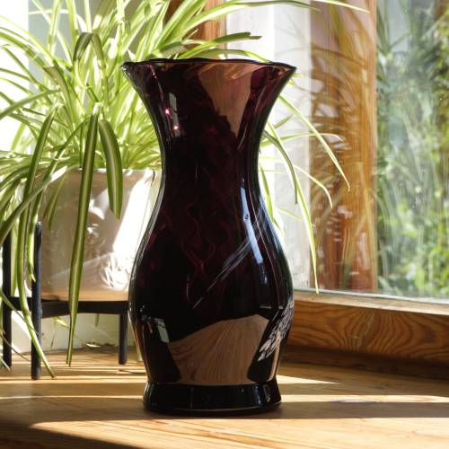 Große Blumenvase H 26cm Glas Aubergine dekorative Glasvase 90er vintage Tischvase schwarzes Hyalithglas Schwarzglas Vase
