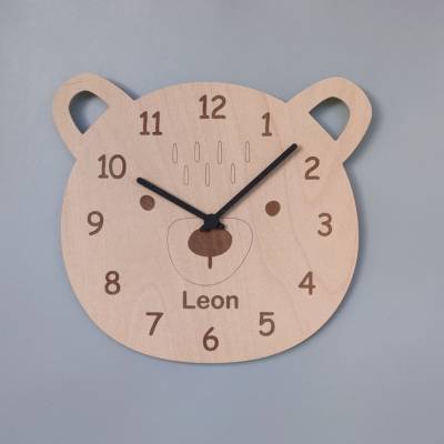 Bär Wanduhr aus Holz für Kinder personalisiert Mädchen Jungen Kinderzimmer Baby