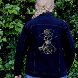 Maschinen Stickdatei - Skelett mit Hut Lichteffekt 12-14x18cm Bild 7