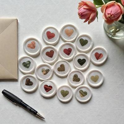 10 Selbstklebende Wachssiegel mit echten Blättern in Herzform Pflanzen Siegelaufkleber Blumensiegel Siegel Natur
