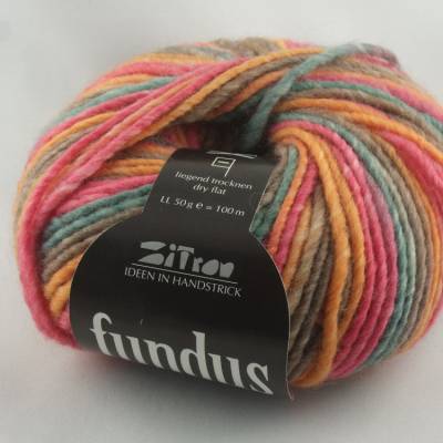 Fundus von Atelier Zitron: schöne Verlaufswolle in herbstlich gedeckten Farbtönen