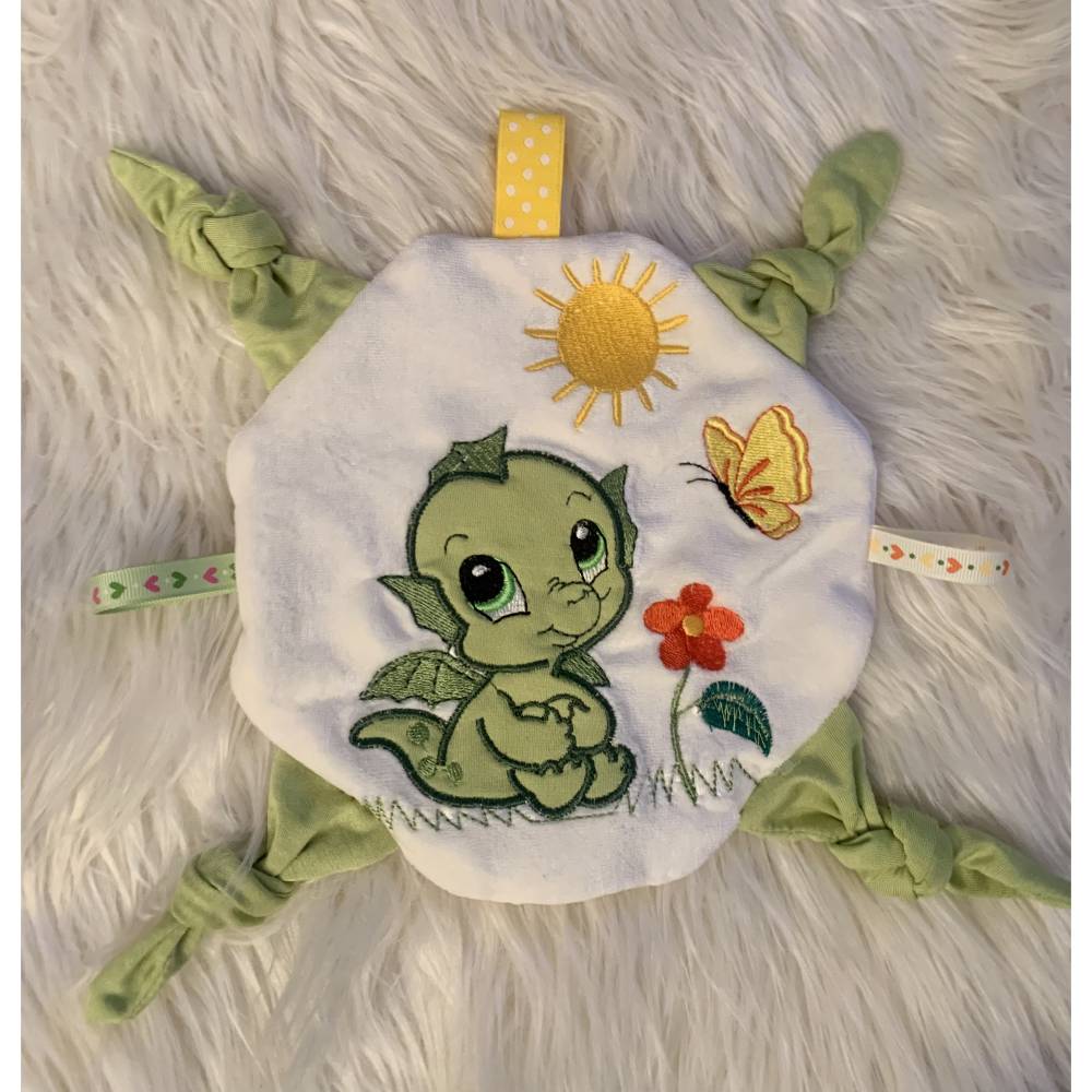 Stickdatei Doodle Dino Drache – Applikation Set für Schnullertuch & Knistertuch | Design-by-Jasmina Bild 1