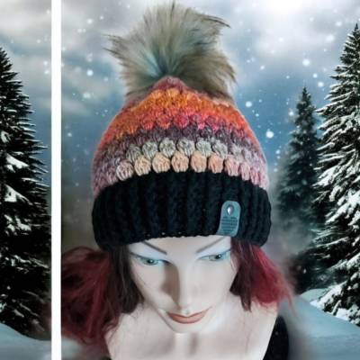 Kuschelige Bommelmütze, gehäkelt, Handarbeit