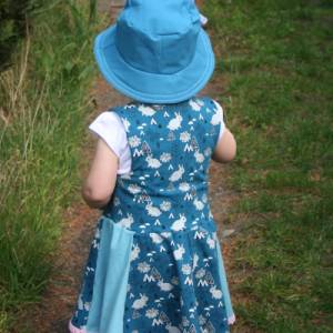 Emmas Latzkleid Bild 10