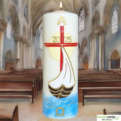 Licht der Auferstehung – Handgefertigte Osterkerze mit Kreuz, Segelschiff, Sonne, Alpha & Omega