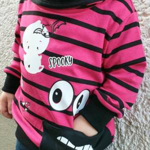 Emmas Monsterhoodie Bild 2