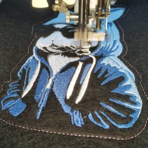 Maschinen Stickdatei - Osterhase cool Color Lichteffekt ITH Anhänger Bild 5