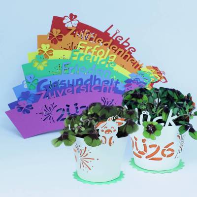 SVG Plotterdatei Silvester 2026, Neujahrsgruß, Banderole Glücksklee, Glücksschweinchen, Deko Silvester Party, Geschenk