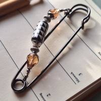 Tuchnadel Schachbrett mit funkelndem Kristall in Rot oder Apricot anthrazitfarbene Kiltnadel Schalnadel Farbwahl N10-G-3 Bild 6