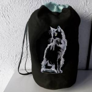 Maschinen Stickdatei - Katze KI sitzend Konturen Lichteffekt 12-14*18cm Bild 5