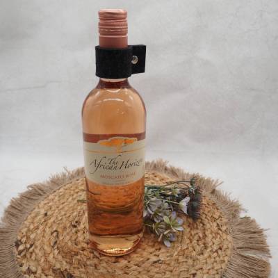 Tropfschutz Weinflasche 4er Set aus Wollfilz – individuell wählbare Farben