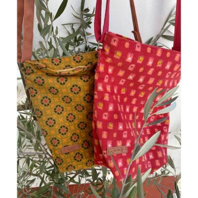 Wertige Schultertasche, Cross-Over, Shopper aus Feincord, Cordtasche,  tote bag mit Innentasche & Reißverschluß