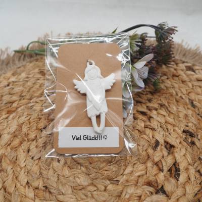 Glücksbringer Schutzengel aus Reliefgießpulver – Geschenk & Dekoration
