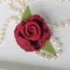 gefilzte Rose dunkelrot Anstecker Blumenbrosche Bild 3