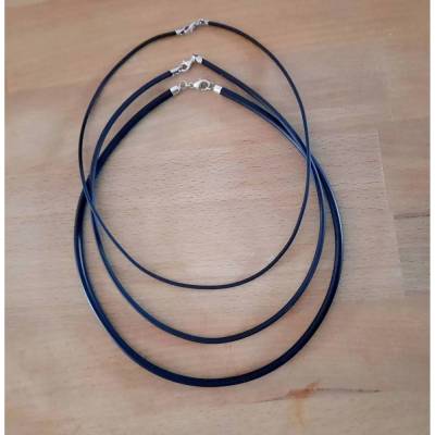Kautschuk-Kette Collier mit Verschluß aus 925 Silber in verschiedenen Längen und Stärken