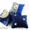 Miniaturen Puppenhaus Kissenset Sonne Mond & Sterne blau Bild 2