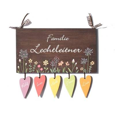 besonderes Geschenk für alle Anlässe, Türschild Familie aus Holz mit Blumenwiese handbemalt und Namen personalisiert