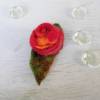 Filzblume Filzbrosche Filzschmuck Filzblüte gefilzte Rose rot gelb marmoriert Anstecker Blumenbrosche Blütenbrosche Bild 2